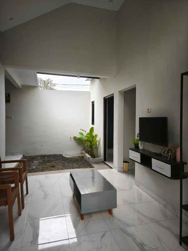 dijual rumah tamantirto kasihan