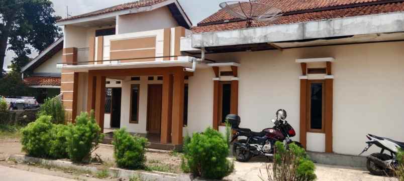 dijual rumah tanjung sari cijambu manco