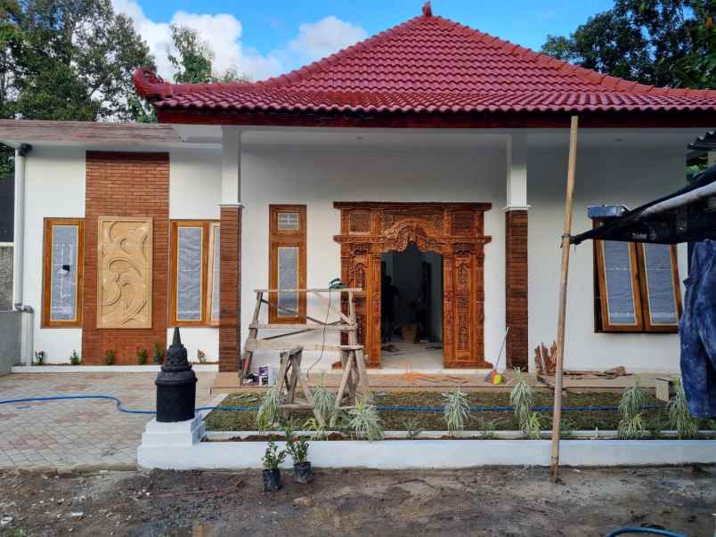 dijual rumah tegalarum borobudur