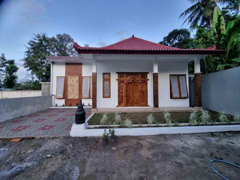 dijual rumah tegalarum borobudur