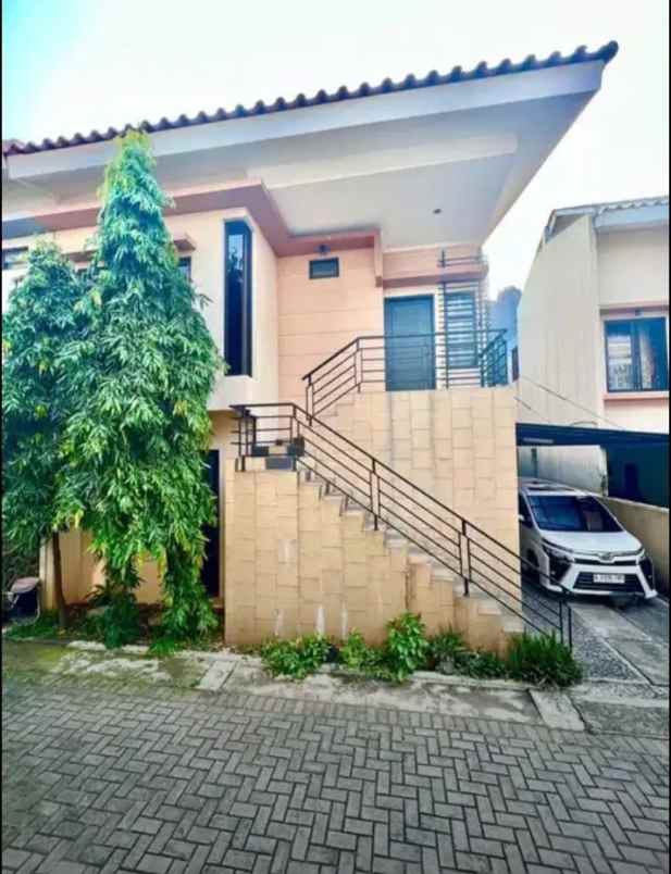 dijual rumah trevista babelan bekasi