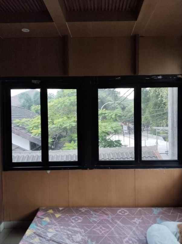 dijual rumah turangga