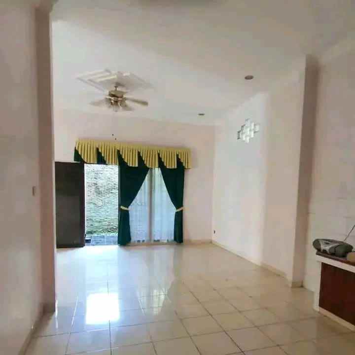 dijual rumah ungaran