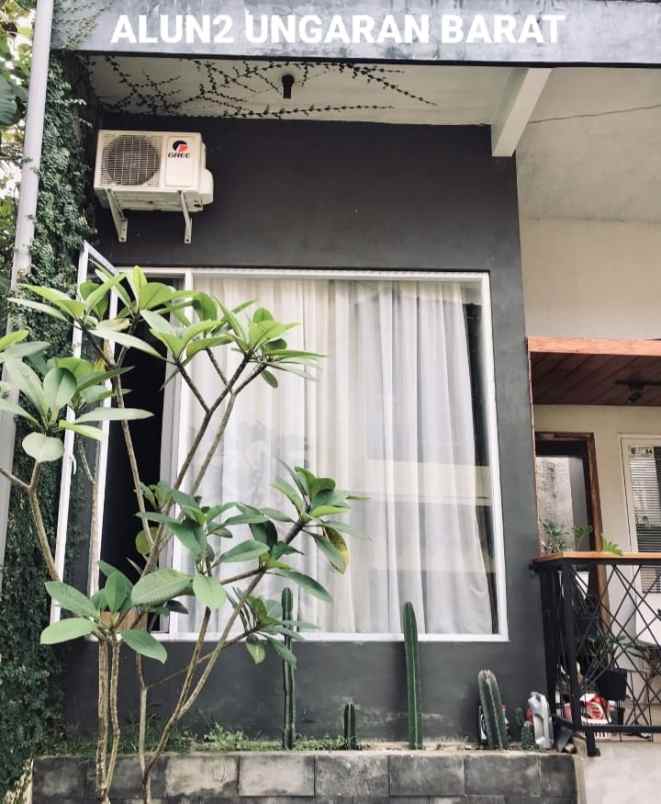 dijual rumah ungaran barat