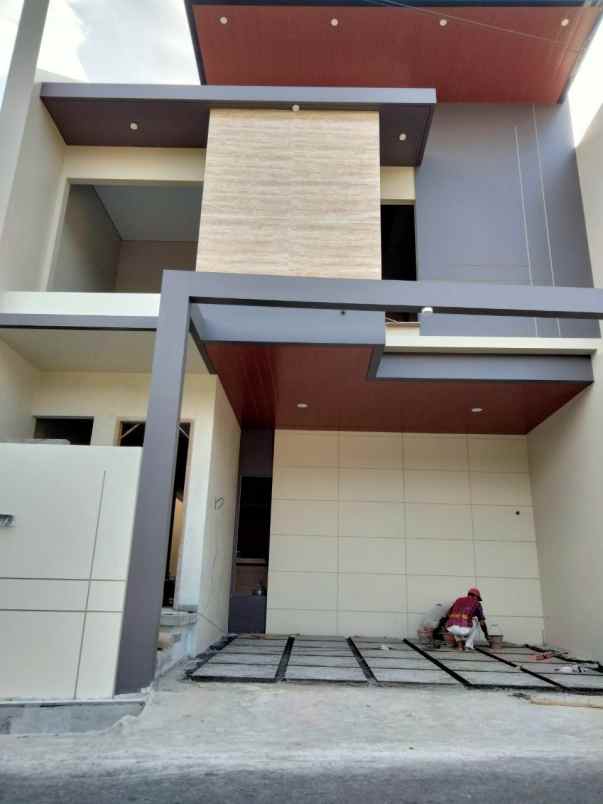 dijual rumah wedomartani ngemplak