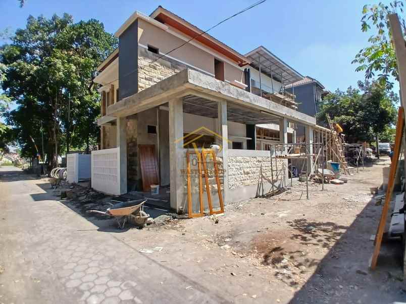 dijual rumah widodomartani ngemplak