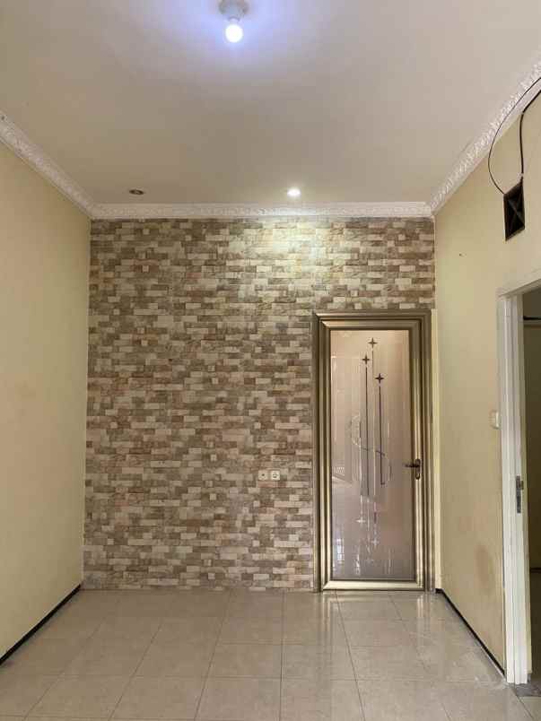 dijual rumah wiguna gunung anyar