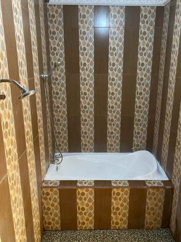 dijual rumah wiguna gunung anyar