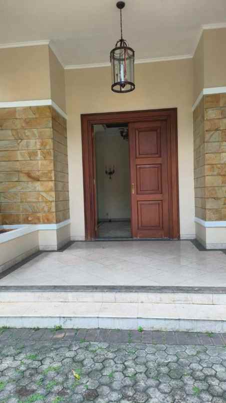 dijual rumah wijaya kebayoran baru