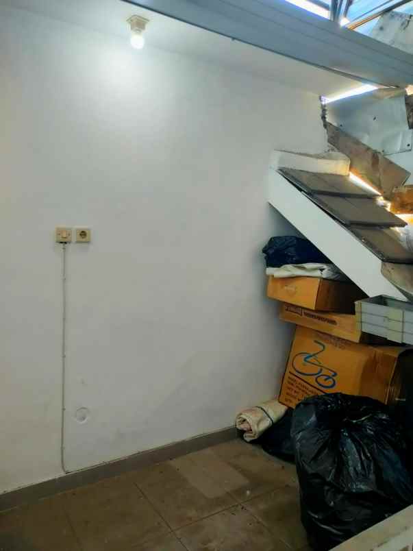 dijual rumah wisata semanggi mangrove