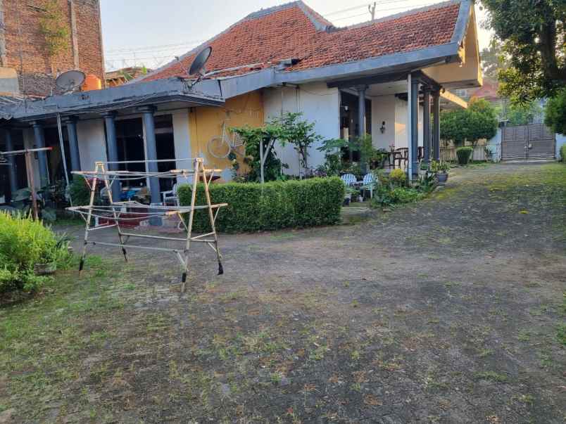 dijual rumah wr supratman