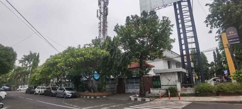 dijual tanah bangunan raya darmo