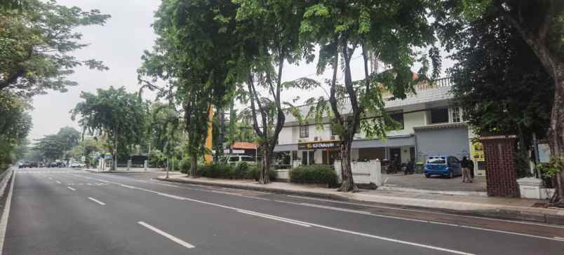 dijual tanah bangunan raya darmo