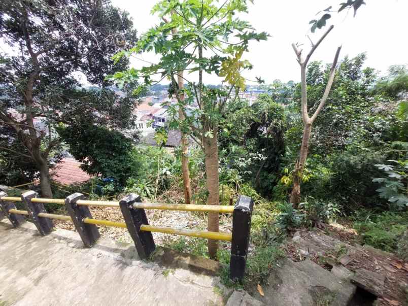 dijual tanah bekas kebun di perkotaan