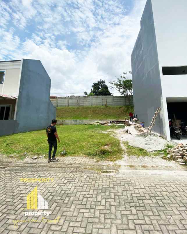 dijual tanah cluster azura vanya park