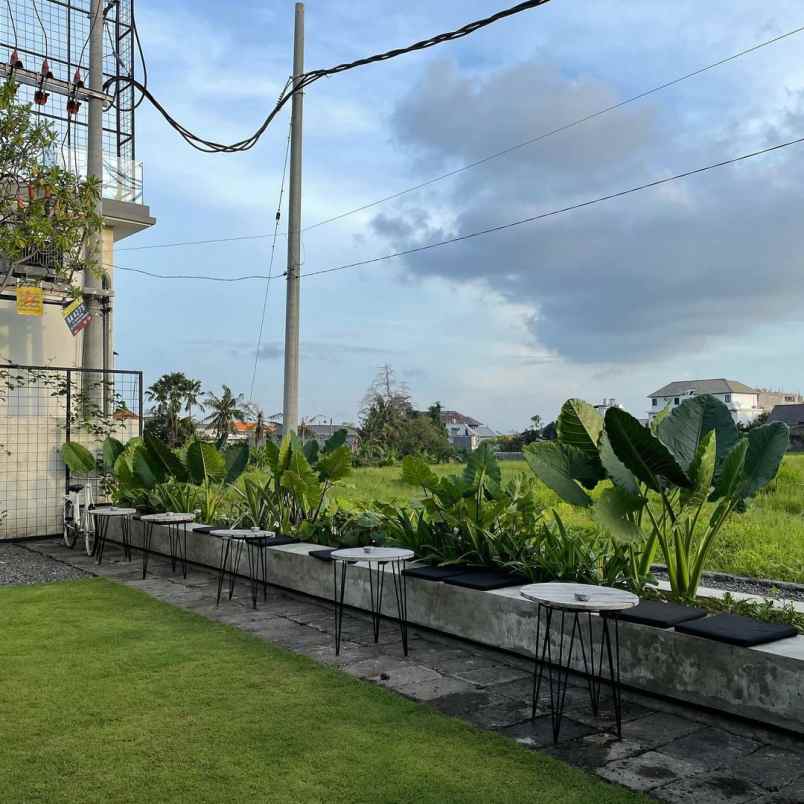 dijual tanah jalan pantai berawa canggu