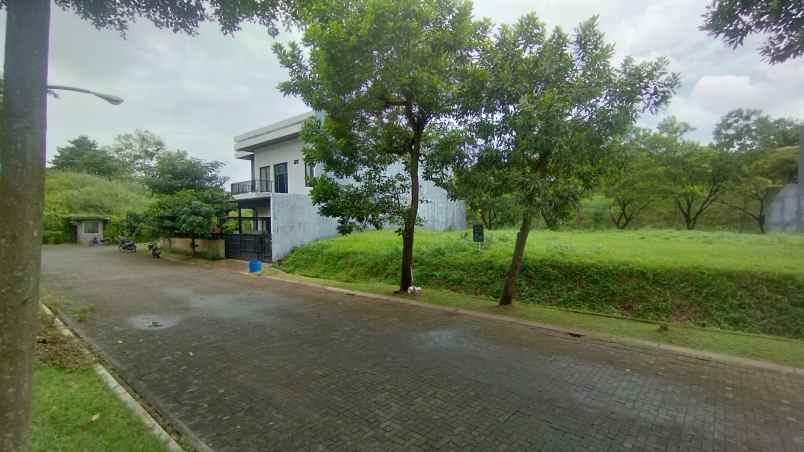 dijual tanah jl bukit hijau