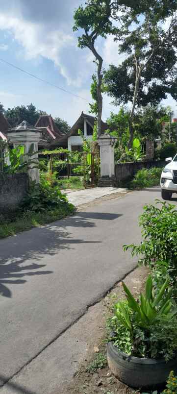 dijual tanah jl seyegan margosari