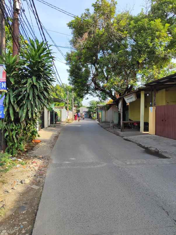 dijual tanah kemangsari