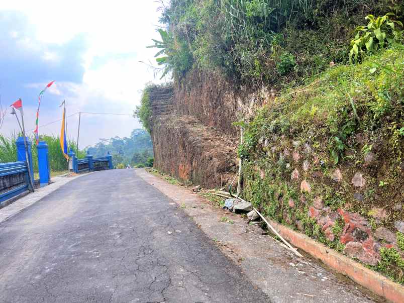 dijual tanah kemuning ngargoyoso