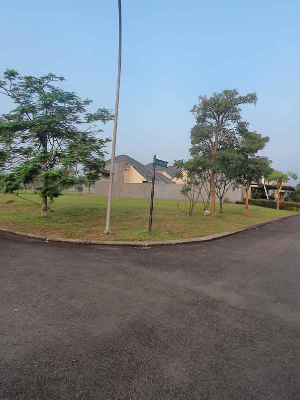 dijual tanah suvarna sutera