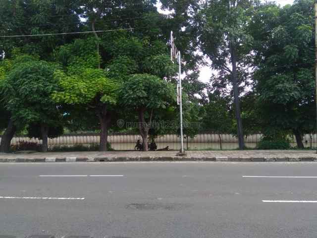 dijual tanah tanah di jl daan mogot km