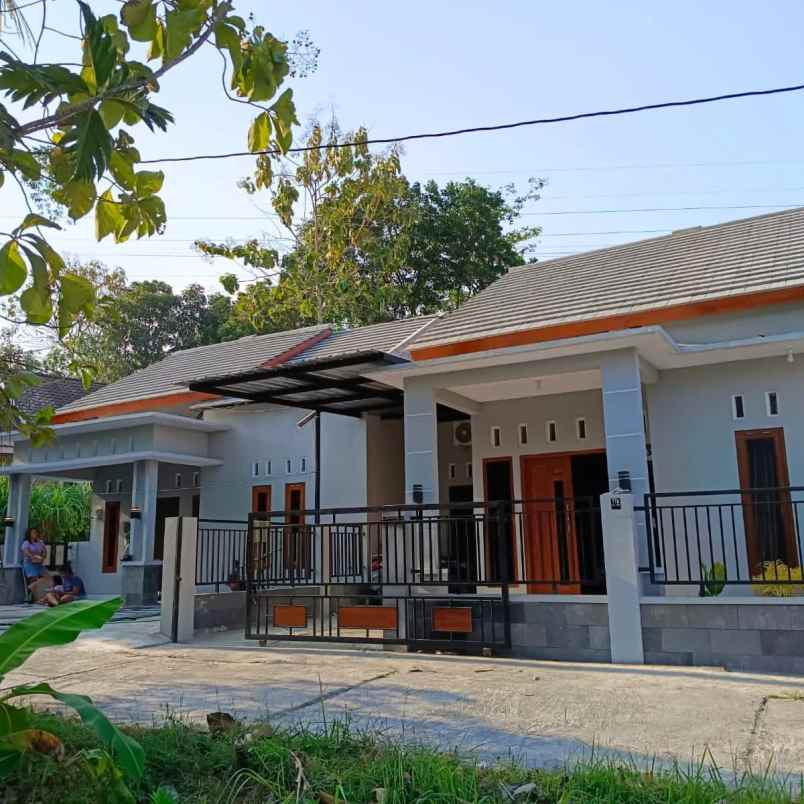 dijual villa 5 menit kampus umy