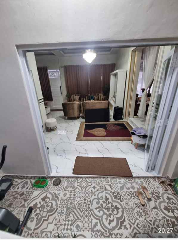 dijual villa jl cipongporang ciparay