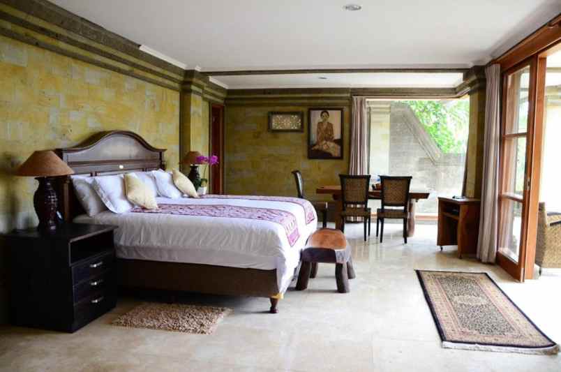 dijual villa jl raya payangan kerta kec