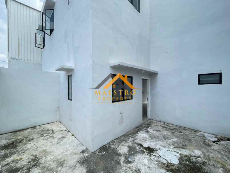 dijual villa komplek cemara colorado