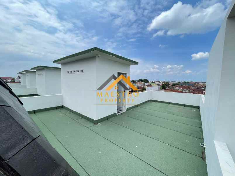 dijual villa komplek cemara colorado