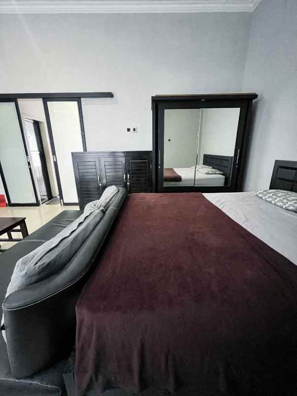 dijual villa oro oro ombo