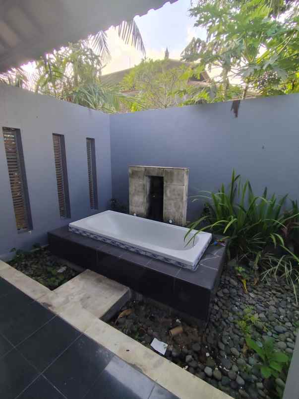 dijual villa ubud