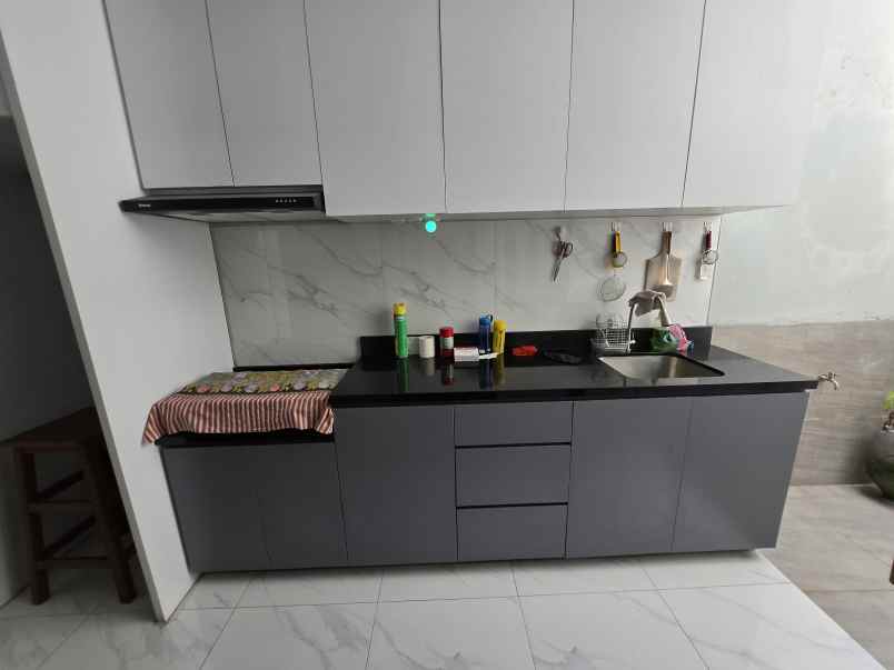 disewa ruko terrace 9 suvarna sutera cikupa tangerang