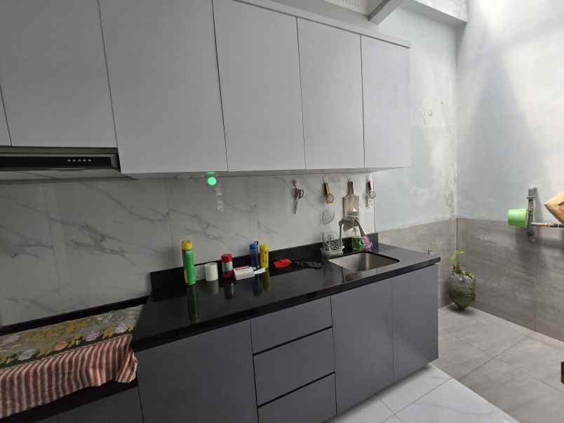 disewa ruko terrace 9 suvarna sutera cikupa tangerang