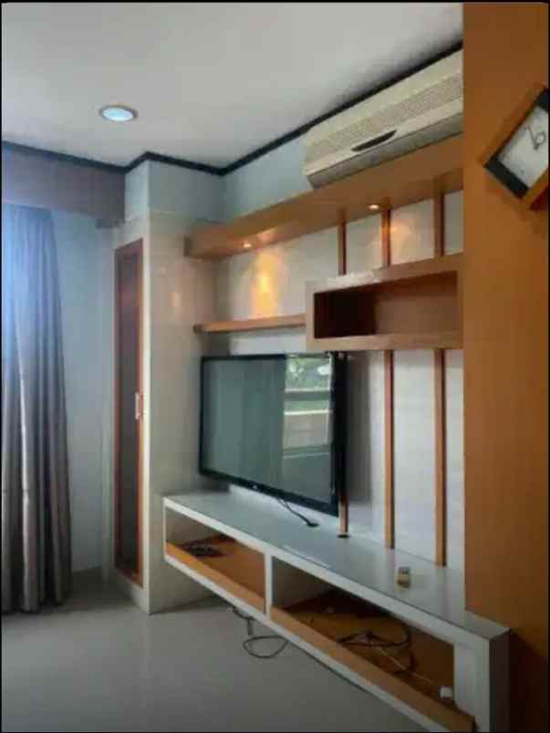 disewakan apartemen paladian park