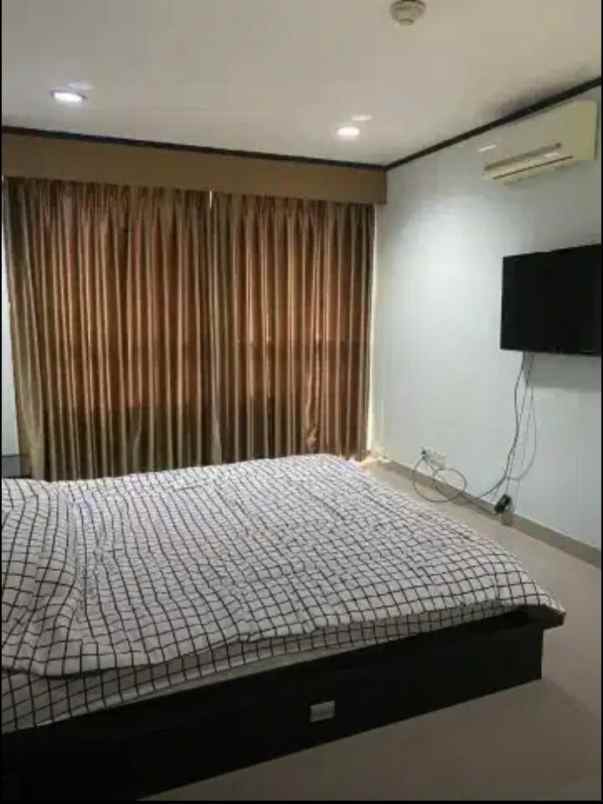 disewakan apartemen paladian park