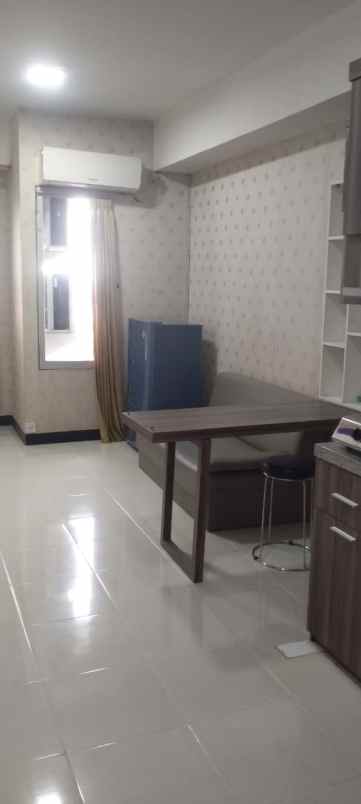 disewakan apartemen puncak permai 25jt thn