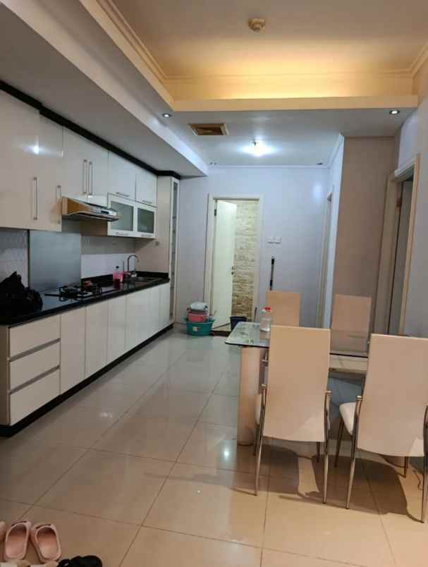 disewakan apartemen waterplace pakuwon indah