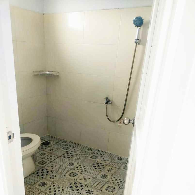 disewakan kost kost warly tangerang jl