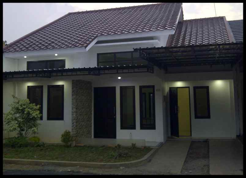 disewakan rumah cluster satria medono jln