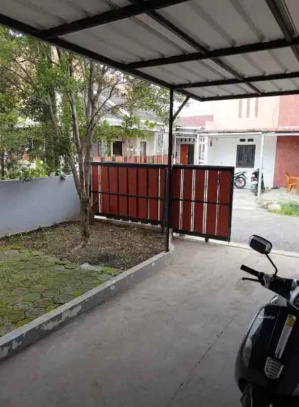 disewakan rumah komplek mutiara dream land