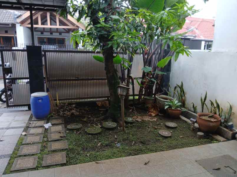 disewakan rumah komplek pratista barat