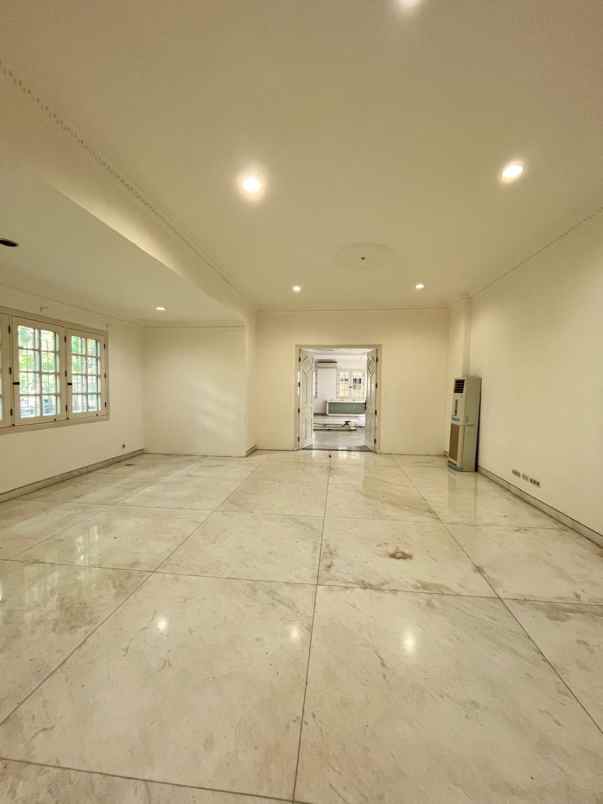 disewakan rumah menteng