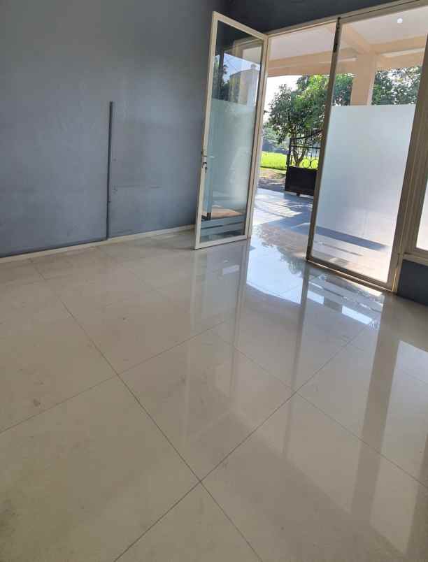 disewakan rumah wiguna tengah