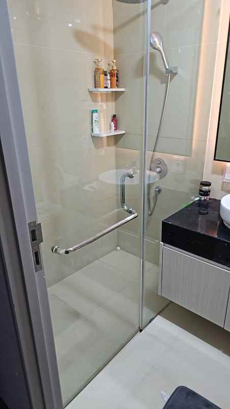 grand sungkono lagoon 2 br surabaya
