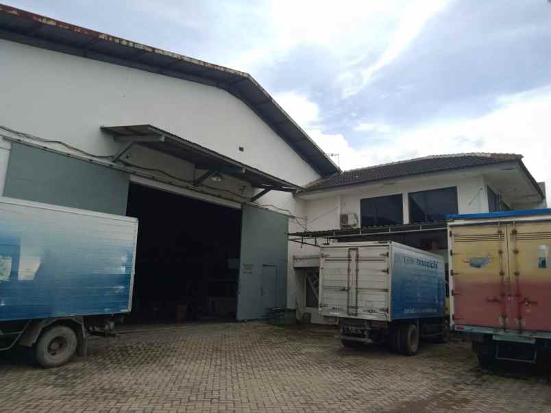 gudang disewakan margomulyo indah surabaya barat
