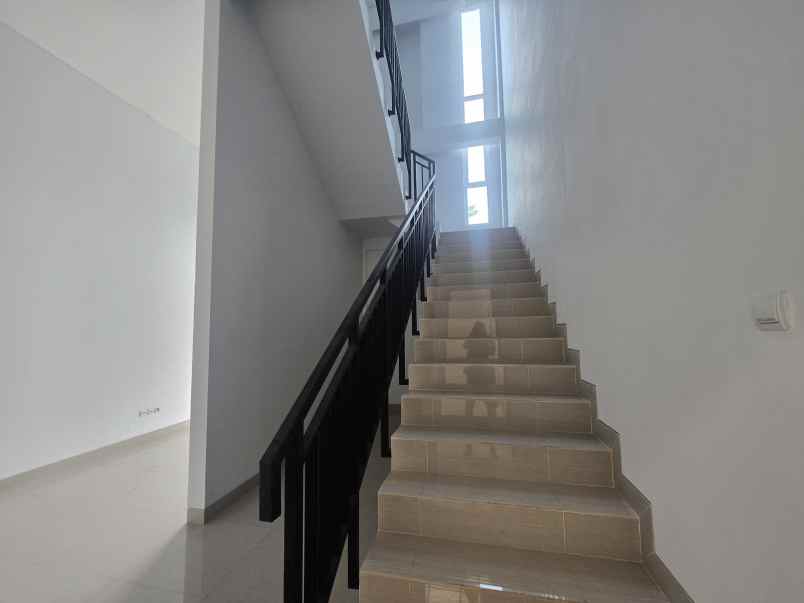 gudang siap pakai bebas pungli di bitung tangerang