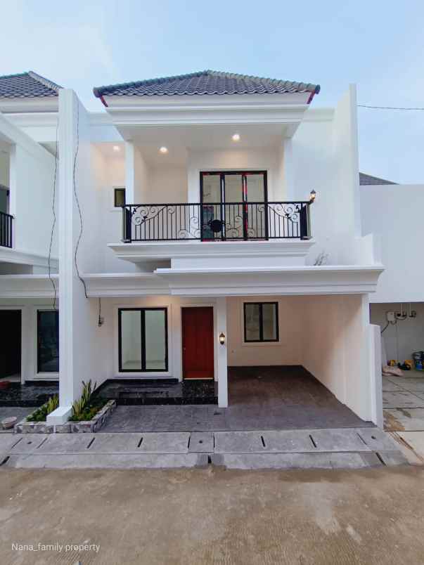 hanya 1 unit tersedia rumah cluster modern di bintaro