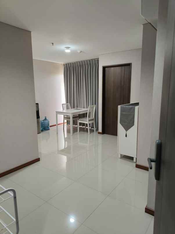 jual apartemen furnished metro garden green lake